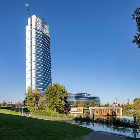 Balcony - - Super Comfy Διαμέρισμα