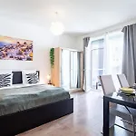 Balcony - - Super Comfy Διαμέρισμα