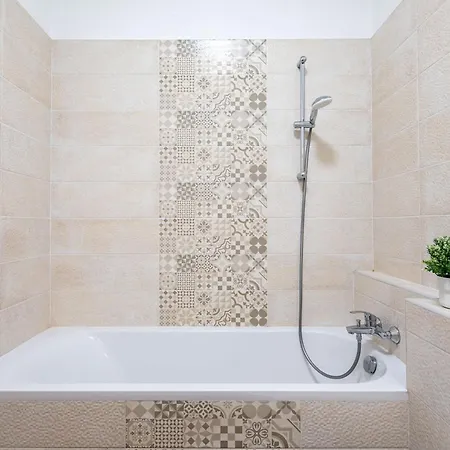 Balcony - - Super Comfy