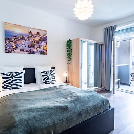 Appartement Balcony - - Super Comfy *