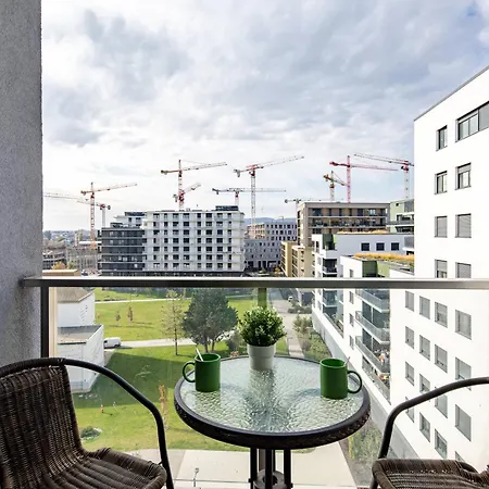 Balcony - - Super Comfy *