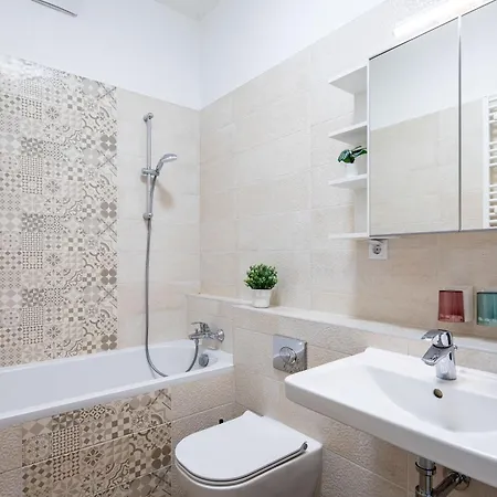 Balcony - - Super Comfy